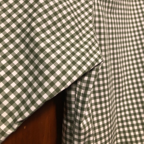 L.L. Bean Men’s button up short sleeve shirt - Picture 6 of 6